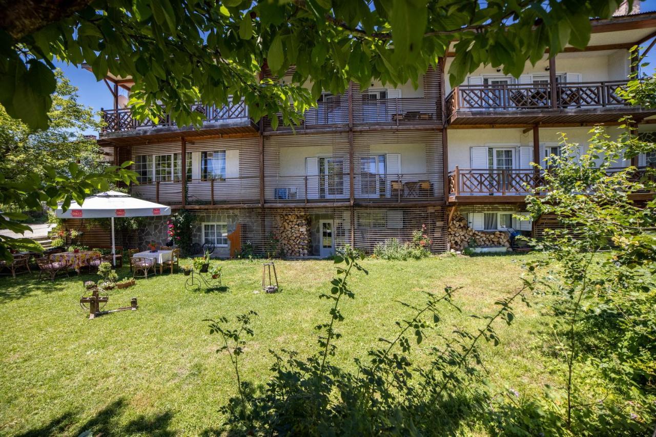 Ξενοδοχειο Παπαναγιωτου Hotel Neraïdochóri Buitenkant foto