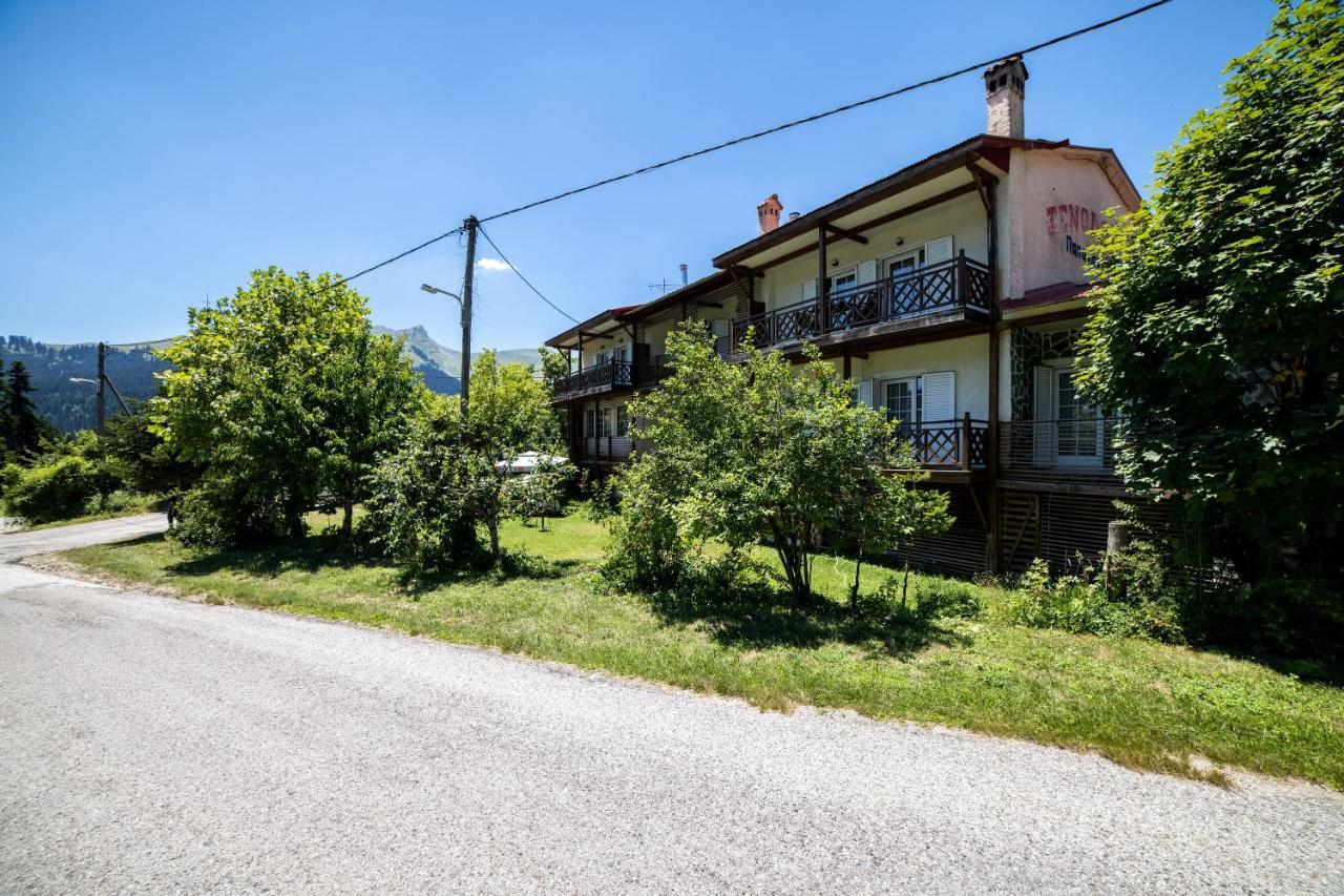 Ξενοδοχειο Παπαναγιωτου Hotel Neraïdochóri Buitenkant foto