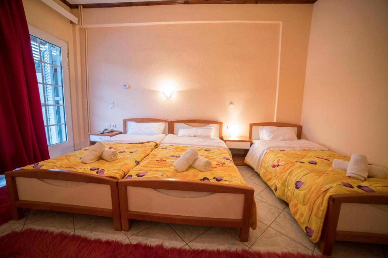 Ξενοδοχειο Παπαναγιωτου Hotel Neraïdochóri Buitenkant foto