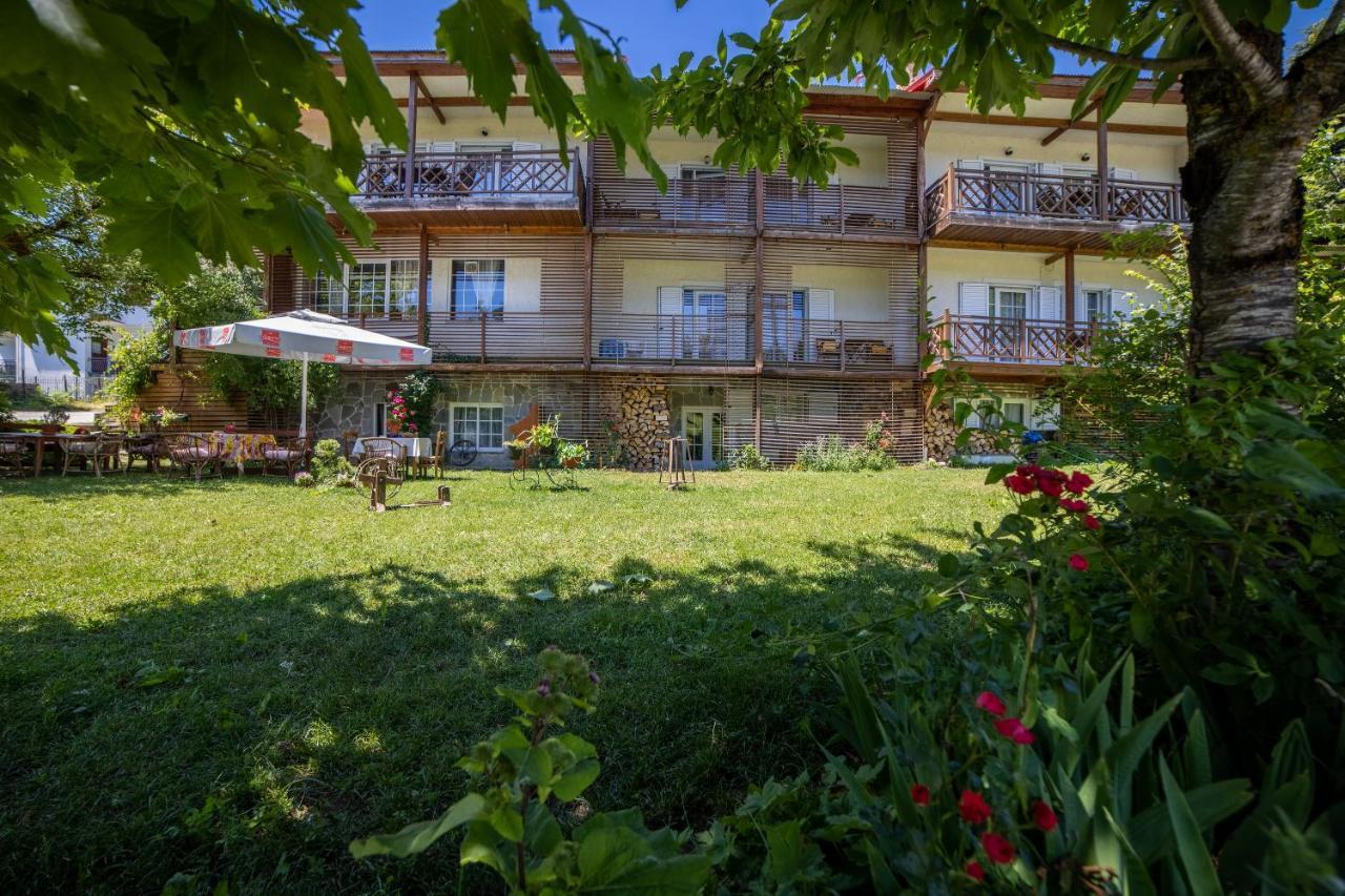 Ξενοδοχειο Παπαναγιωτου Hotel Neraïdochóri Buitenkant foto